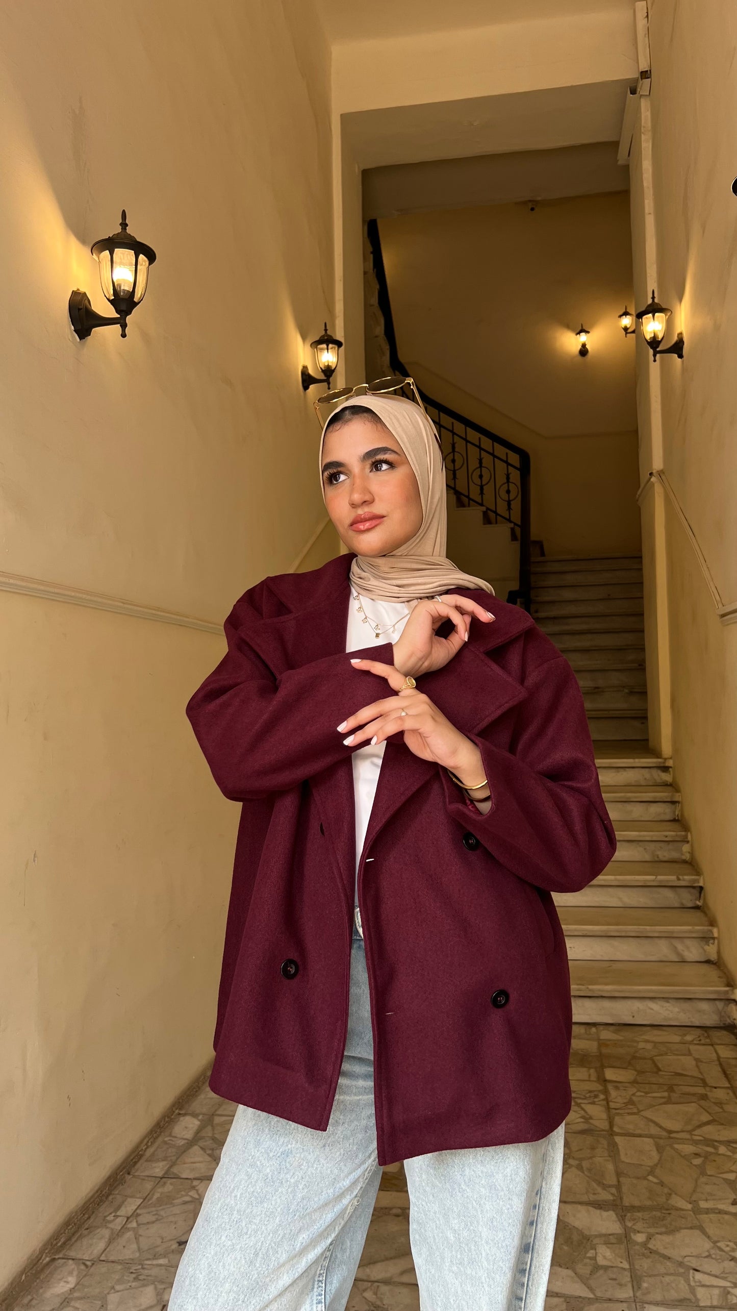 Cross wind jacket in burgundy