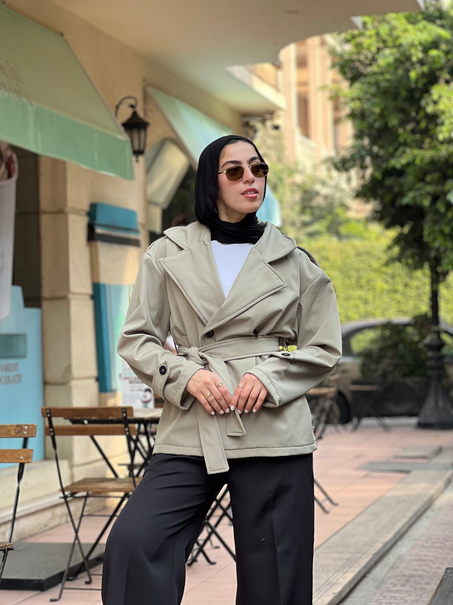 Midnight trench in mint