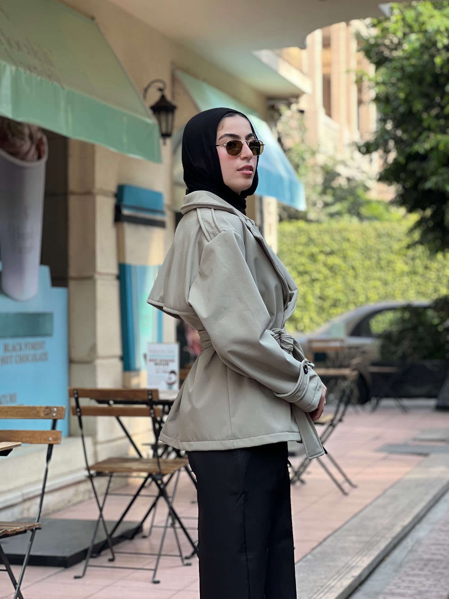 Midnight trench in mint